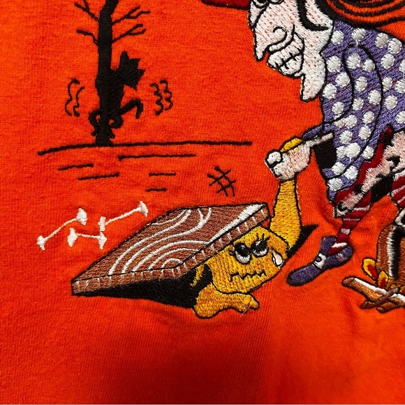 VINTAGE Shenanigans Embroidered Long Sleeve Cotton Halloween Shirt Size medium - Picture 8 of 12